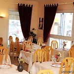 The Originals City, Hôtel Le Garden, Tours Sud (Inter-Hotel) 